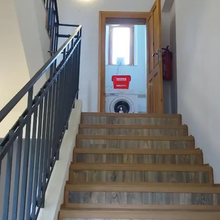 Kienberg N71 Pod Lipenskou Hrazi Apartment